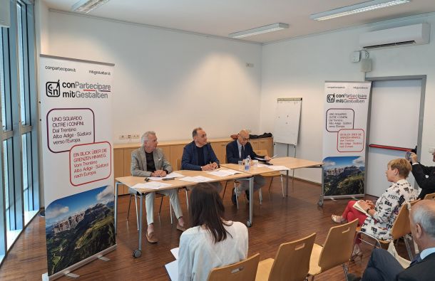 Conferenza stampa conPartecipare